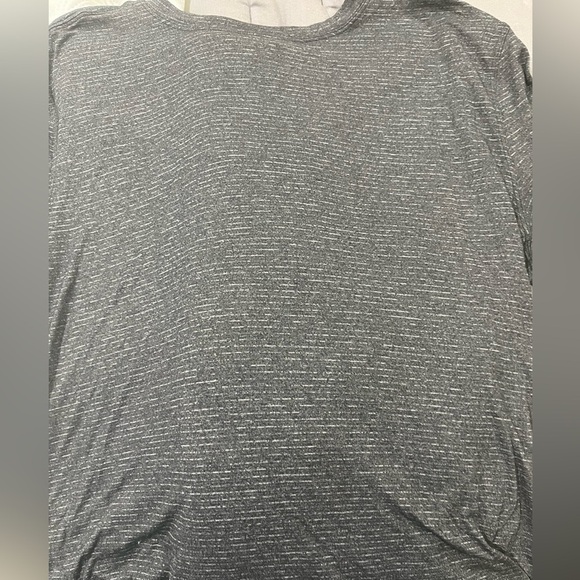 Lululemon Shirt Men Small gray black stripe  Performance Athleisure Run - Picture 1 of 3